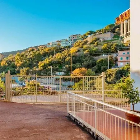 Con Vista Panoramica * Alassio