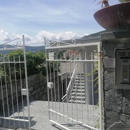 Con Vista Panoramica Hébergement de vacances *