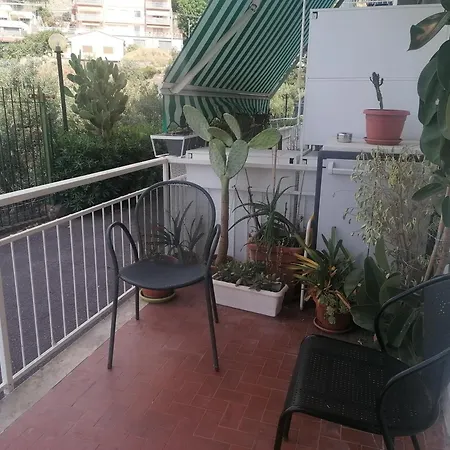 Con Vista Panoramica بيت للعطل ألاسيو