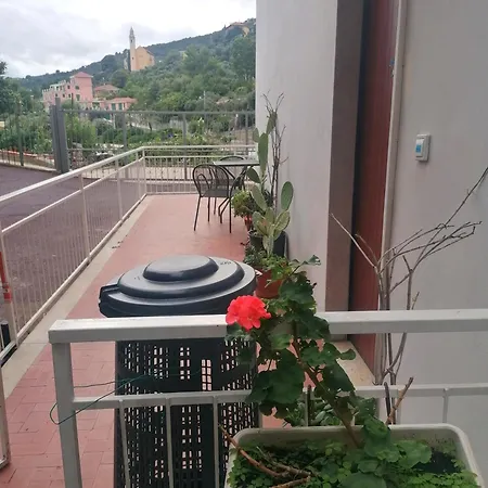 Con Vista Panoramica Hébergement de vacances Alassio